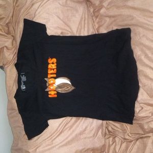 Size S official Hooters black v-neck server tee